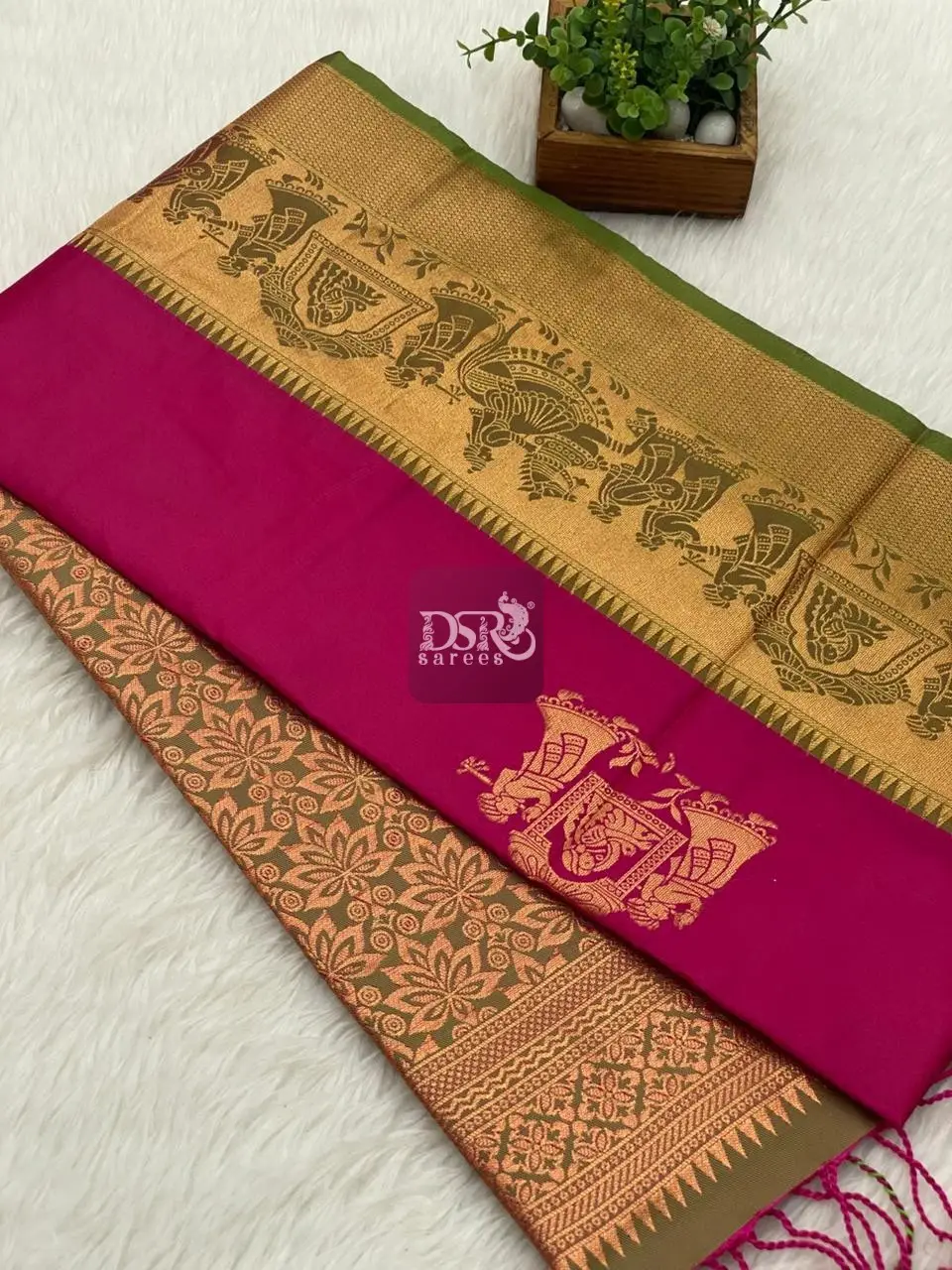 Pallaku Luxury silk saree