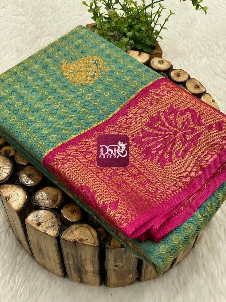 Korvai Border Embose Soft Silk