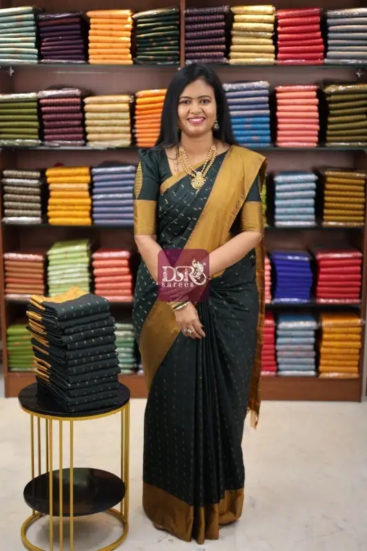Arani Vairaooshi Soft Silk Saree