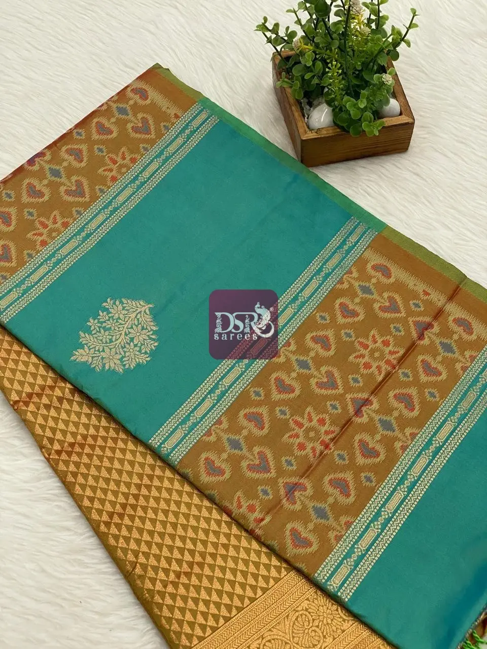 Pochampally Luxury Silk Saree