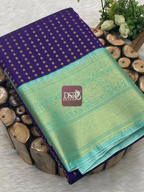 1000 Butta Korvai Border Saree