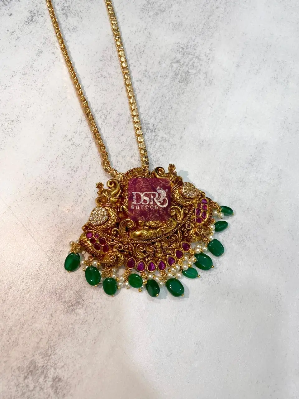 Dolar Chain
