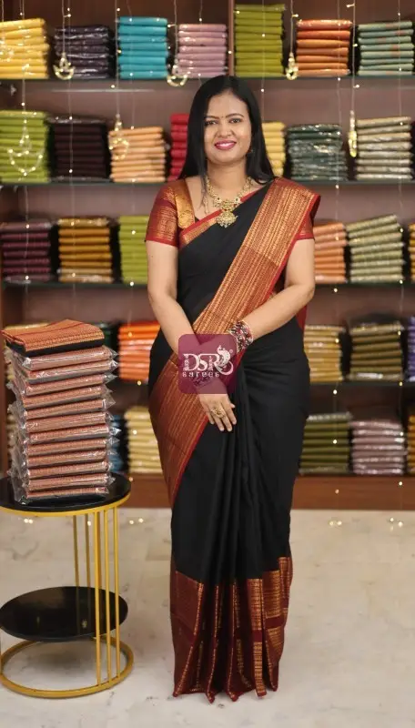 Chettinadu Cotton Sarees W/B