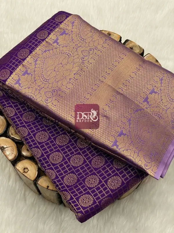 Vairaooshi Korvai Border Saree