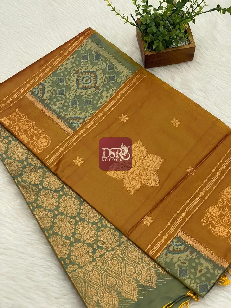 Pochampally Luxury Silk Saree