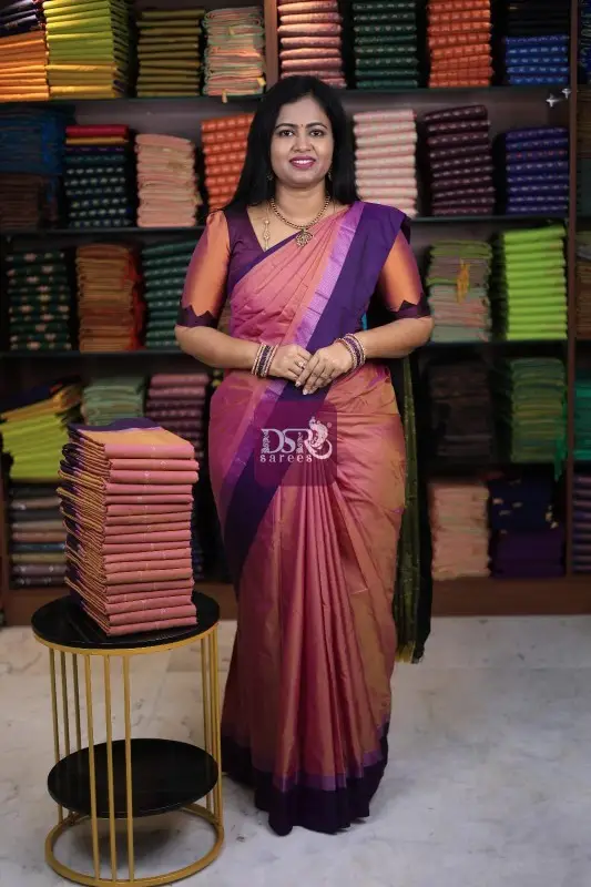 Arani Plain Contrast Sarees