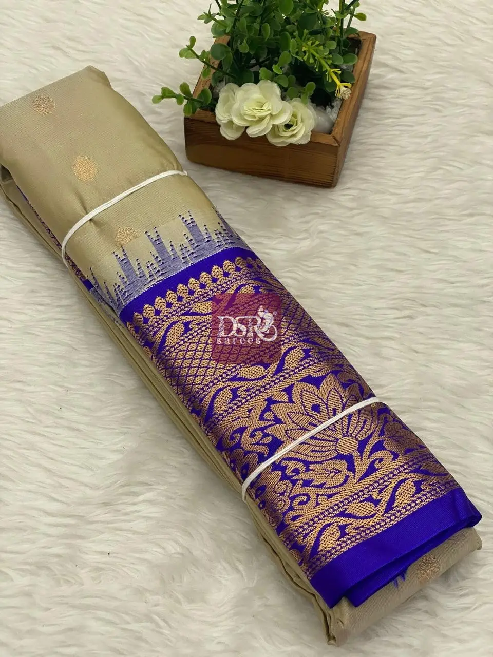 Semi Gadwal Border Sarees