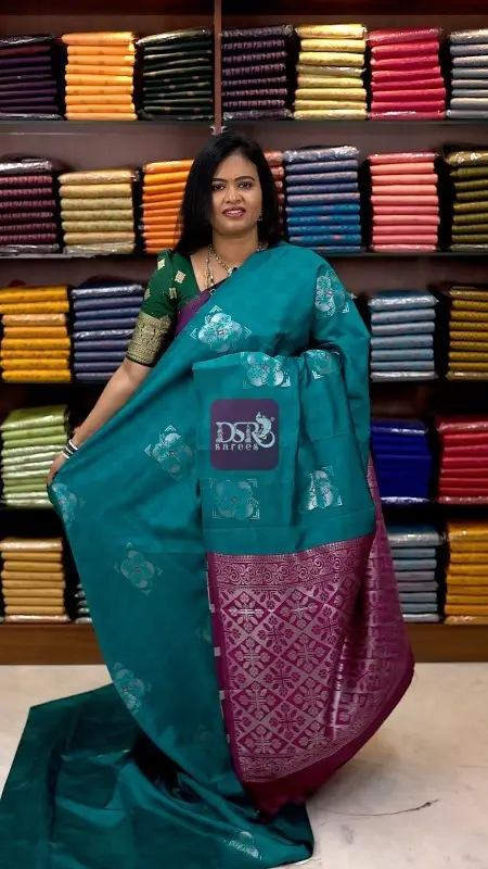 Borderless Emboss Sarees