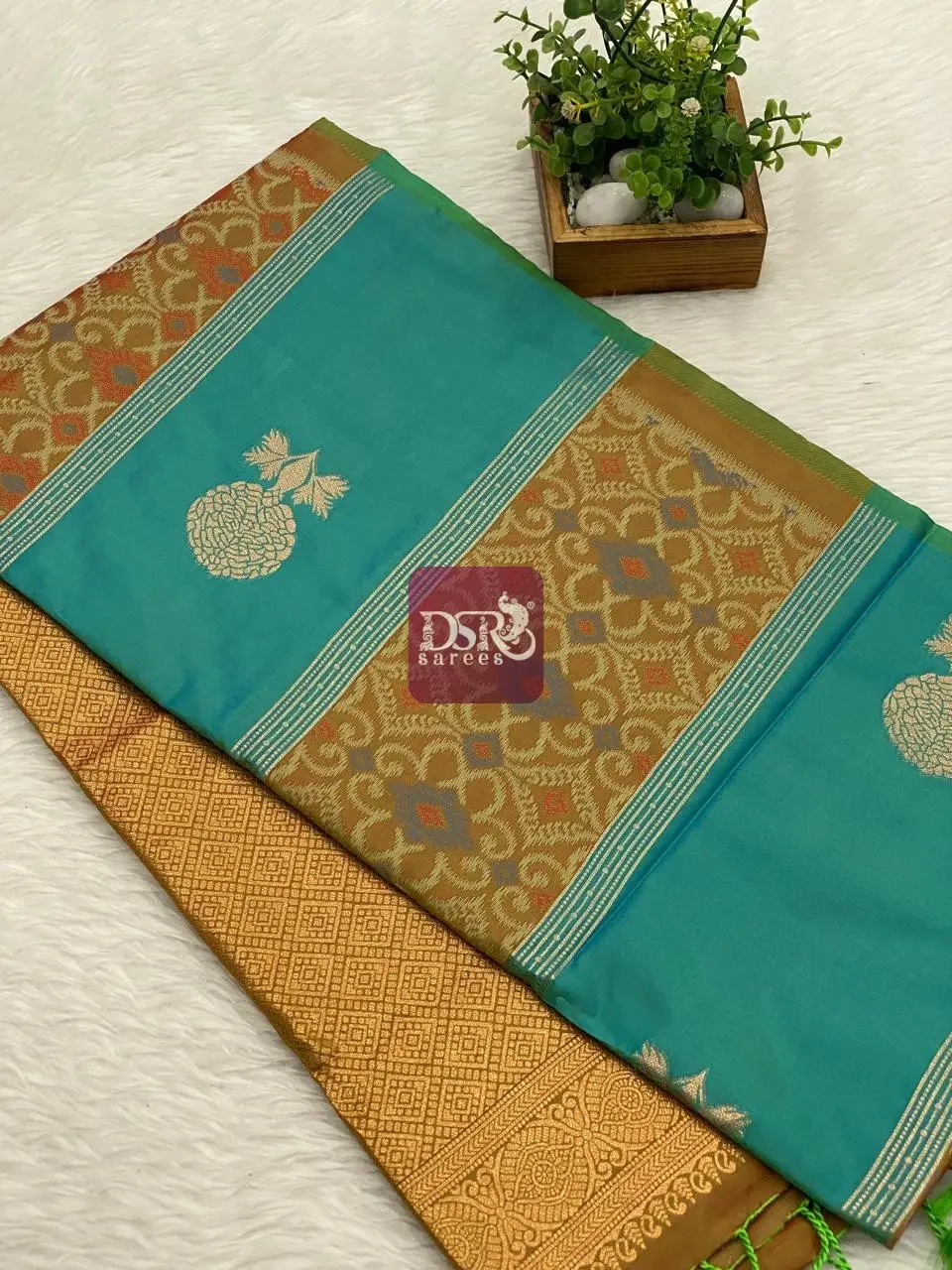 Pochampally Luxury Silk Saree