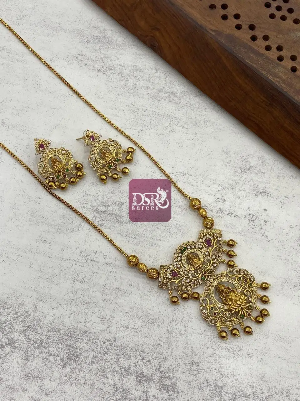 Dolar Chain