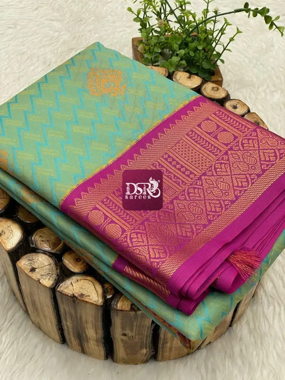 Korvai Border Embose Soft Silk