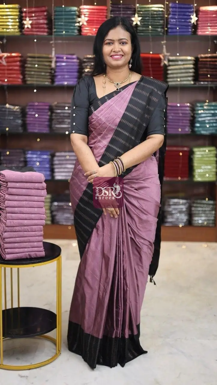 Arani Vairaooshi Soft Silk Saree