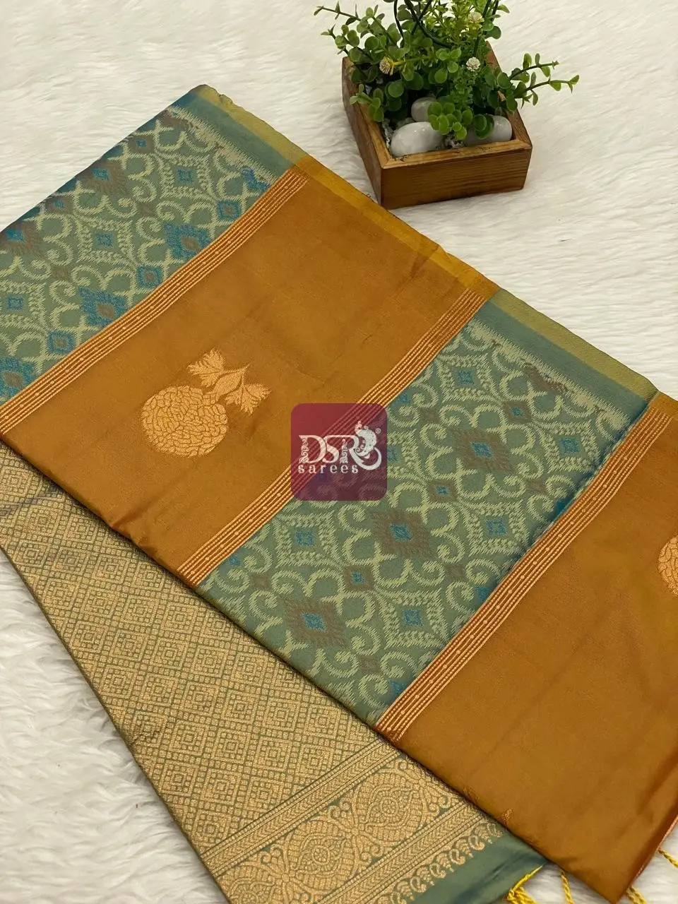 Pochampally Luxury Silk Saree