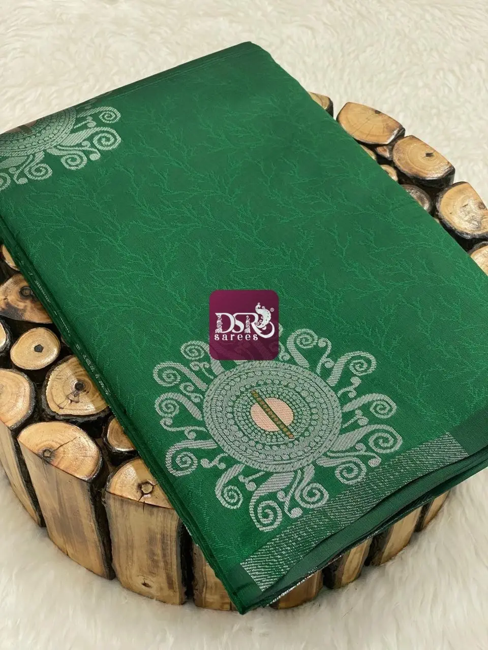 Borderless Emboss Sarees