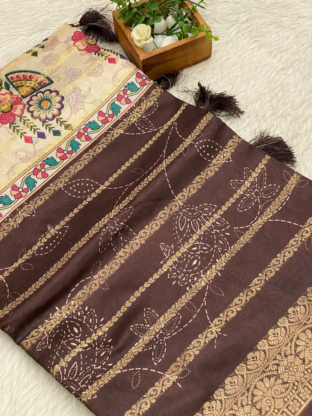 Zari Dola Saree
