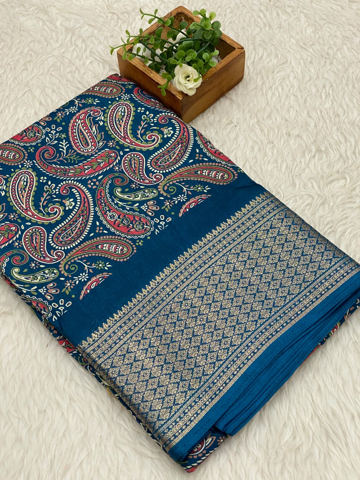 Iconic Silk Sarees -VOL1