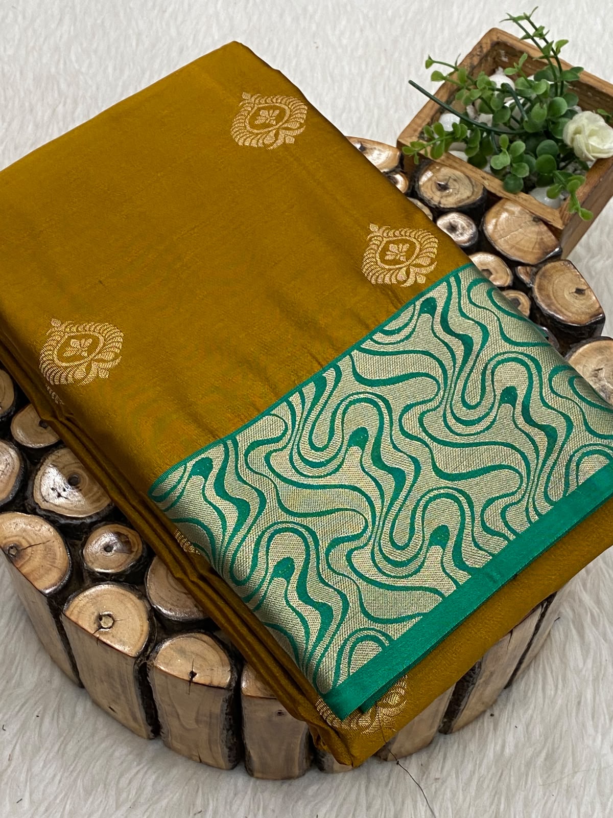 Vegan Elite Silk Saree