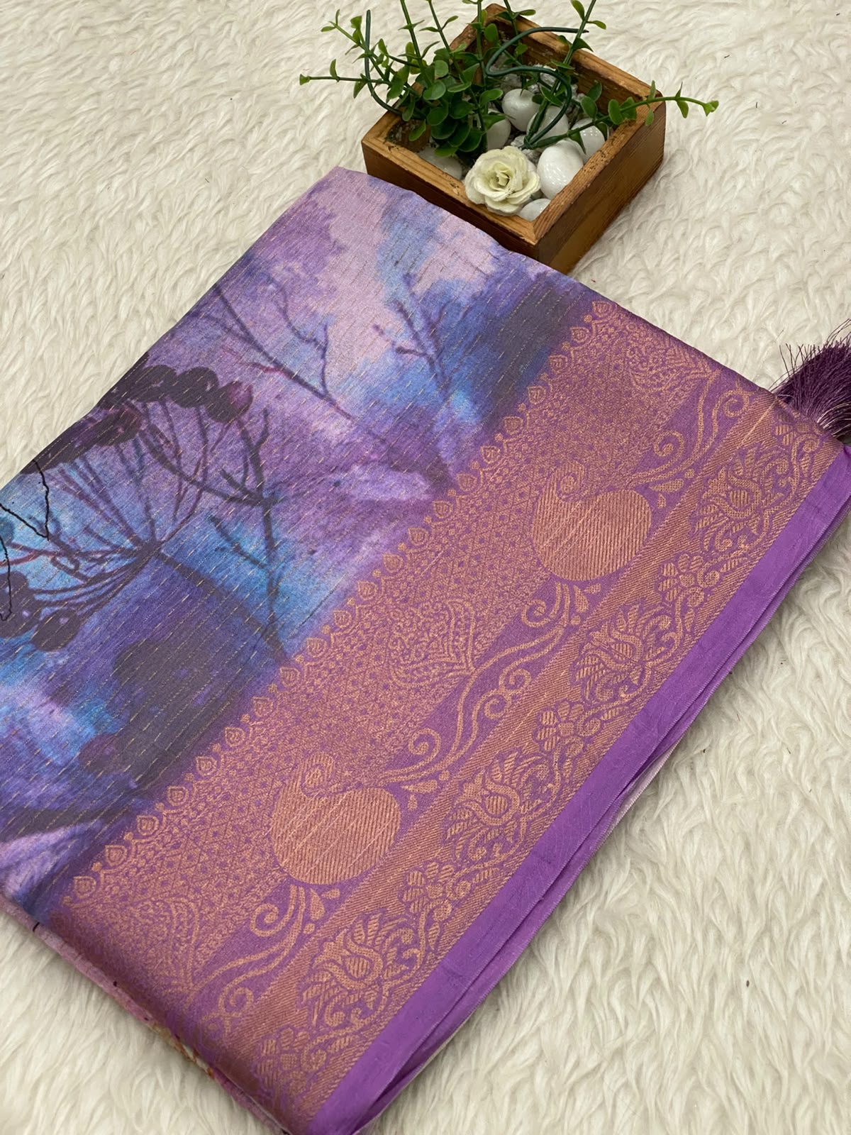 Zari Dola Saree