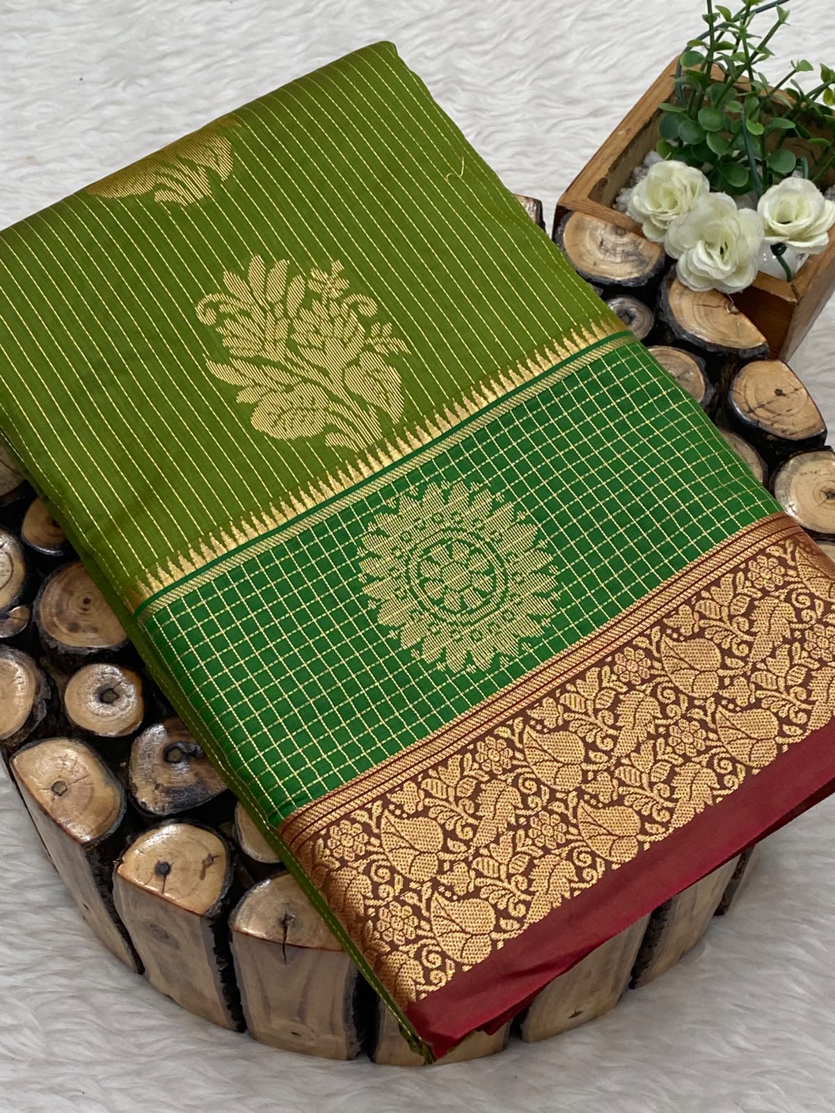 Semi Gadwal Pattu Sarees